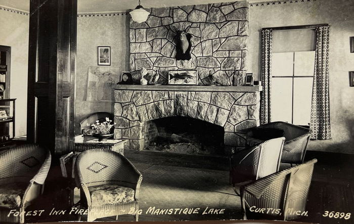 Curtis - Vintage Postcard (newer photo)